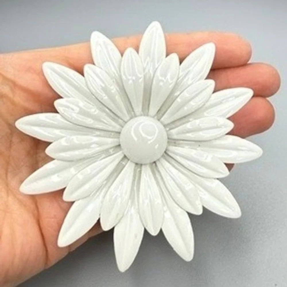 Vintage White Enamel Flower Brooch c. 1960s 3.5